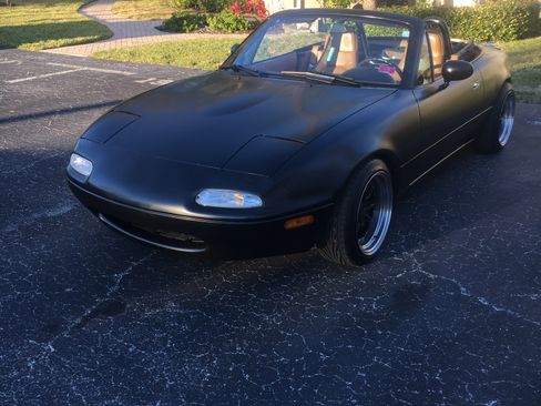 Used 1992 MAZDA MX-5 Miata RWD image 5