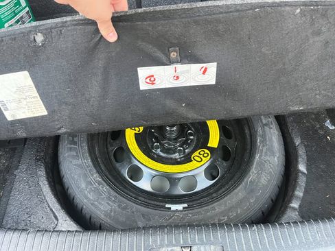 Used 2008 Volkswagen GTI 2.0T 2-Door image 8