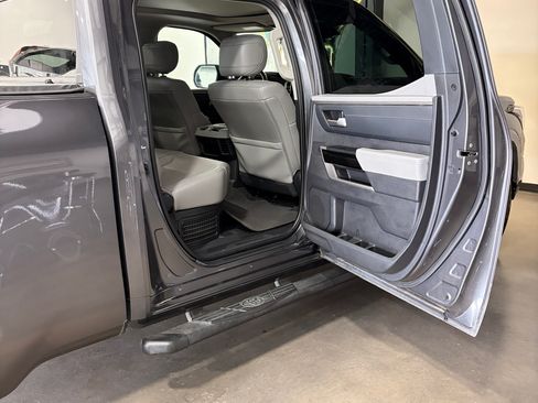 Used 2022 Toyota Tundra Limited image 8