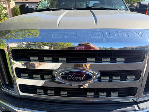 Used 2009 Ford F250 FX4 AWD/4WD image 2
