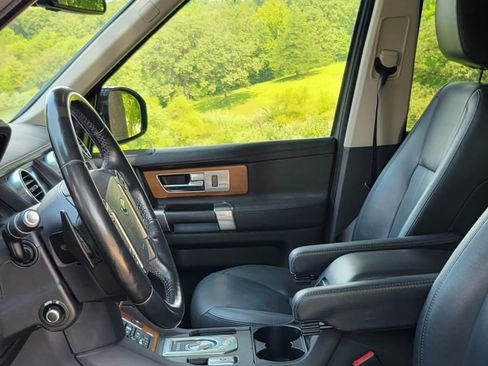 Used 2016 Land Rover LR4 HSE LUX AWD/4WD image 4