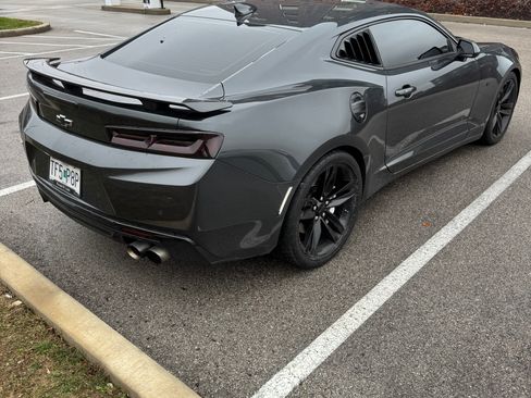 Used 2016 Chevrolet Camaro SS image 6