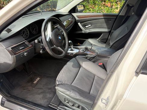 Used 2008 BMW 550i Sedan image 6