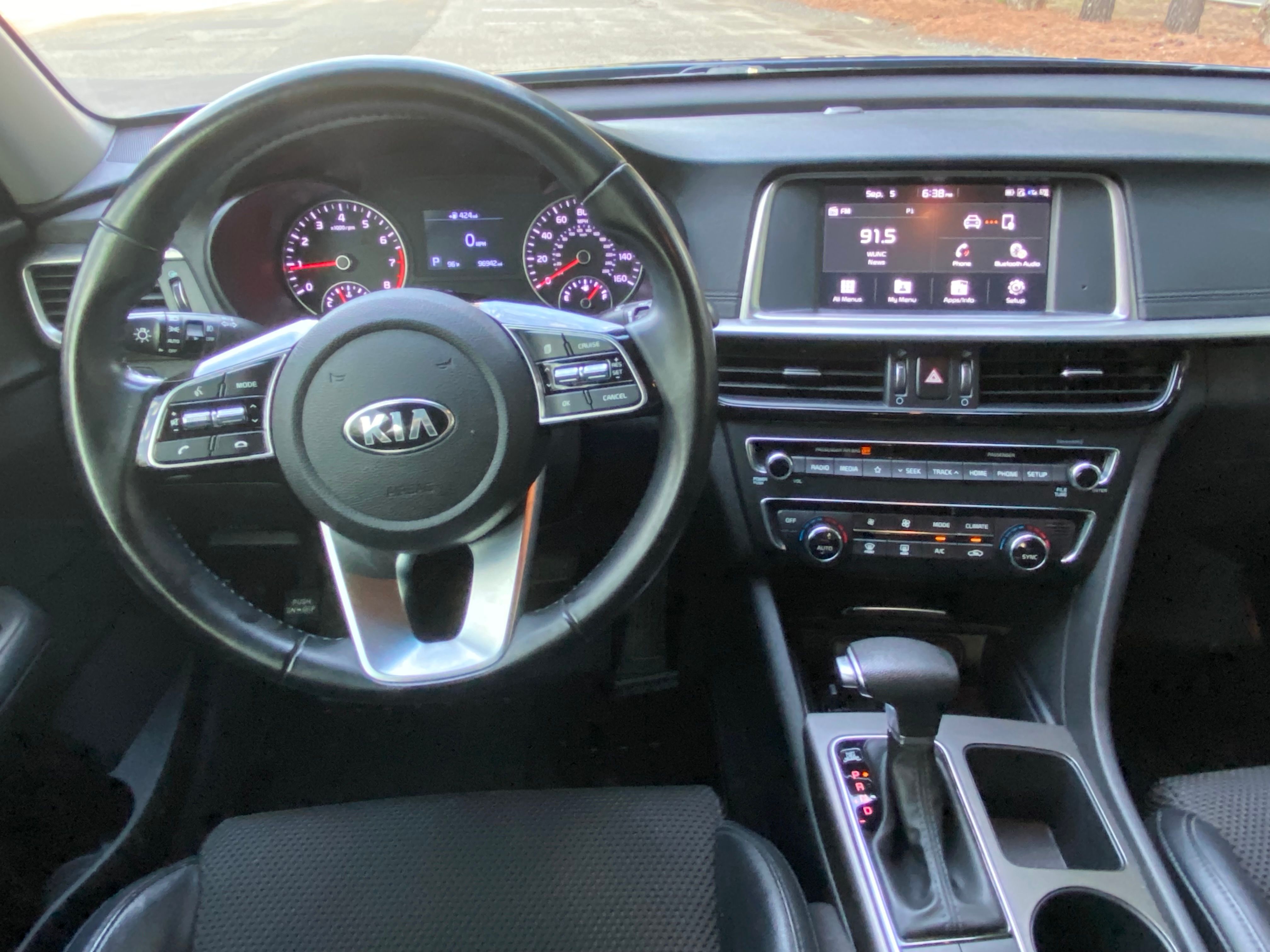 Used 2019 Kia Optima S FWD image 12
