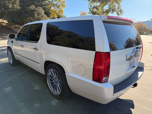 Used 2008 Cadillac Escalade ESV 2WD image 8