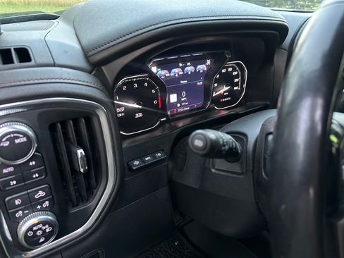 Used 2021 GMC Sierra 1500 AT4 w/ AT4 Premium Package AWD/4WD image 18