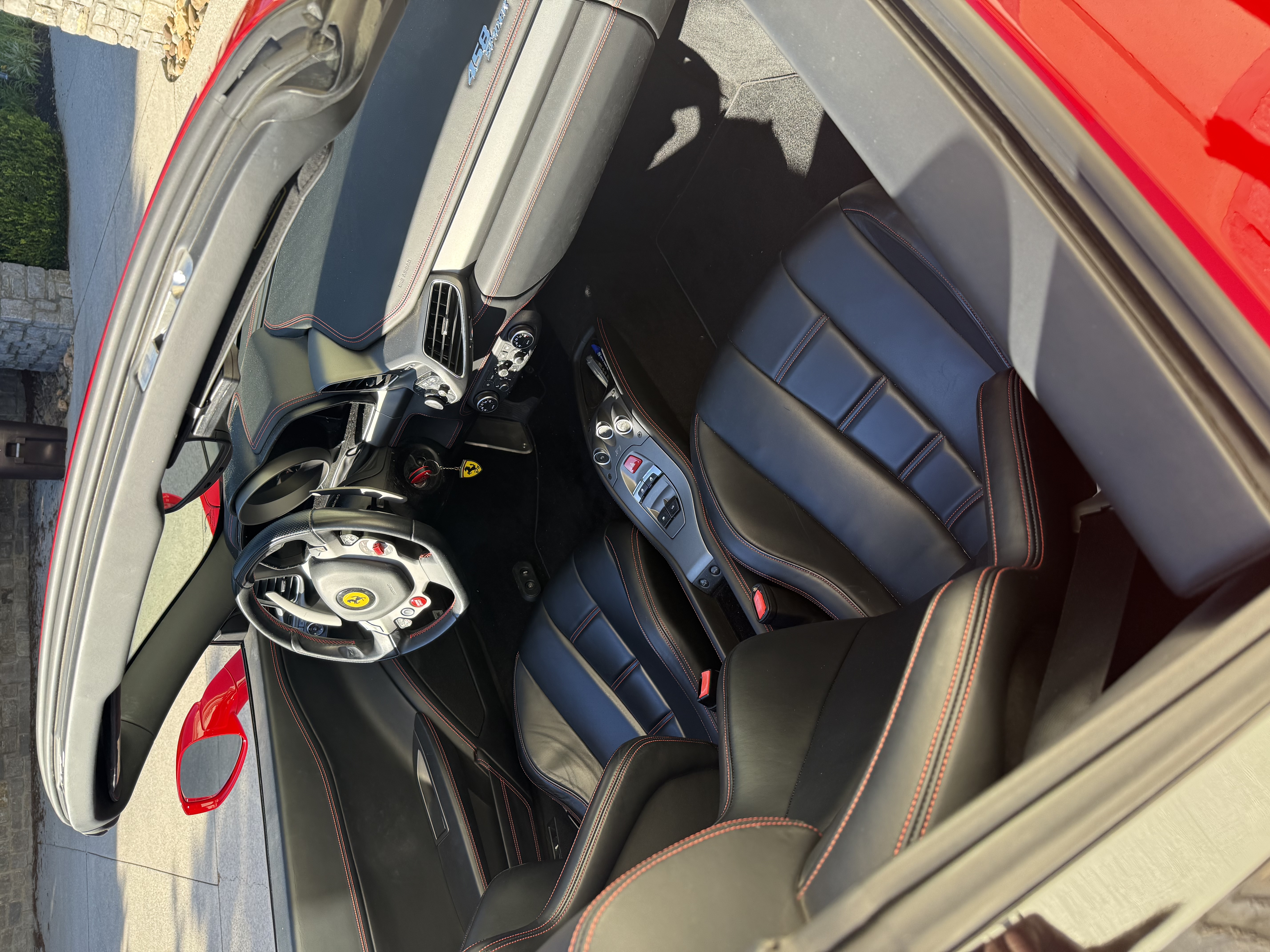 Used 2015 Ferrari 458 Spider RWD image 18
