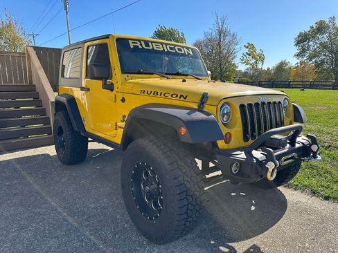Used 2008 Jeep Wrangler Rubicon w/ Dual Top Group image 4