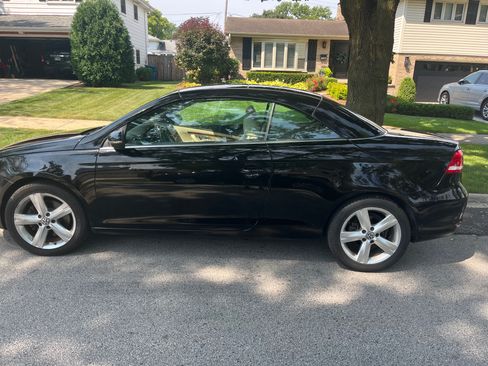 Used 2012 Volkswagen Eos Lux FWD image 8