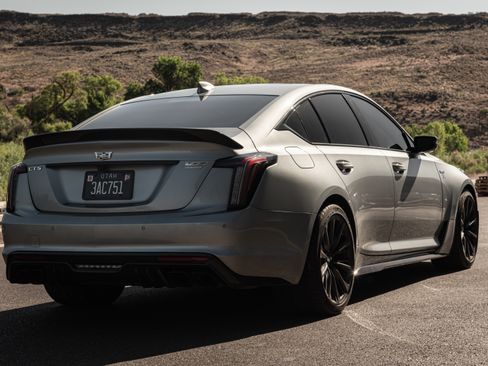 Used 2023 Cadillac CT5 V Blackwing w/ Carbon Fiber Package 2 RWD image 2