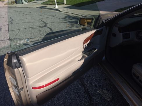 Used 1998 Cadillac Eldorado image 19