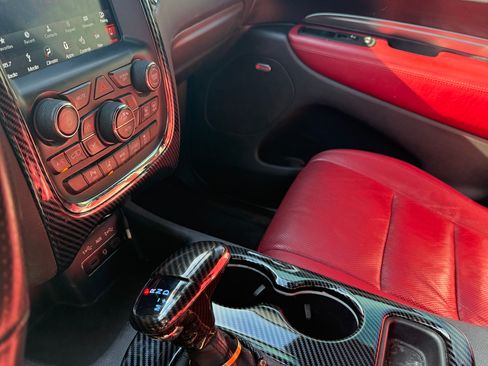 Used 2018 Dodge Durango R/T w/ Technology Group image 17