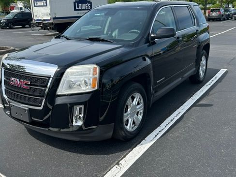 Used 2015 GMC Terrain SLE AWD/4WD image 1