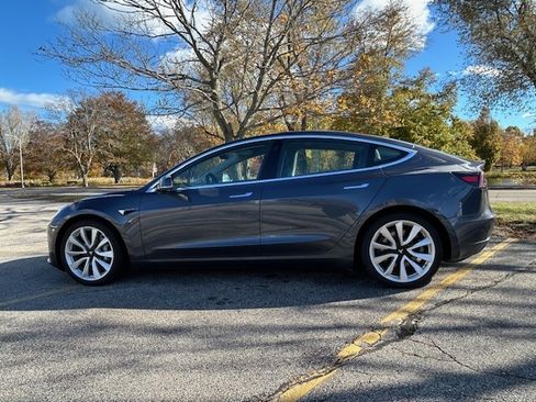 Used 2019 Tesla Model 3 Long Range image 2