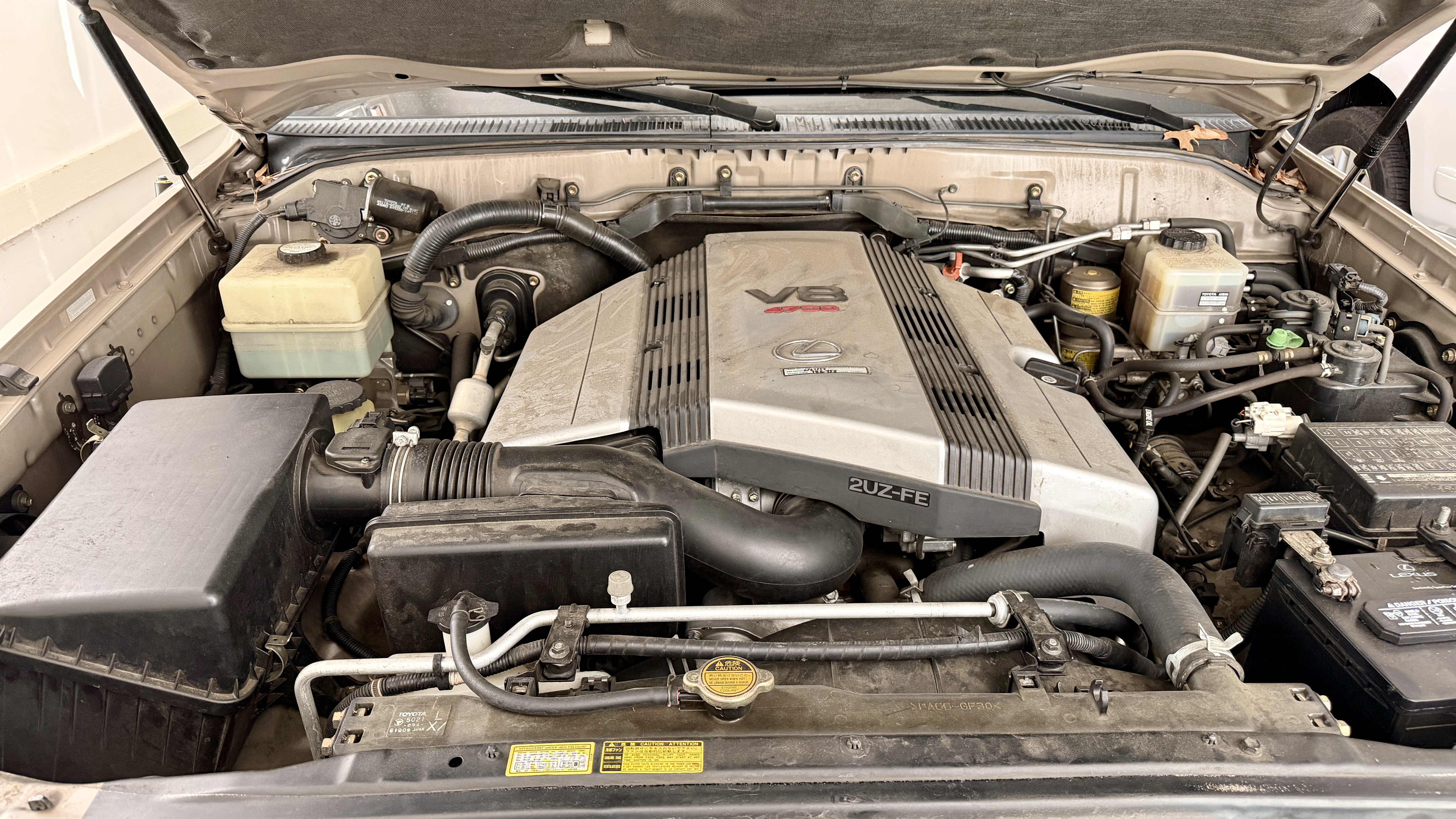 Used 2000 Lexus LX 470 4WD image 11