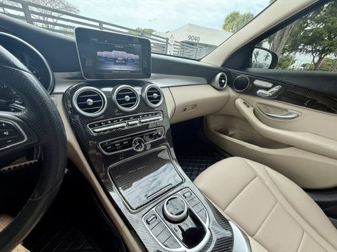 Used 2018 Mercedes-Benz C 300 Sedan image 11