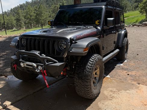 Used 2024 Jeep Wrangler Unlimited Rubicon w/ Safety Group image 5