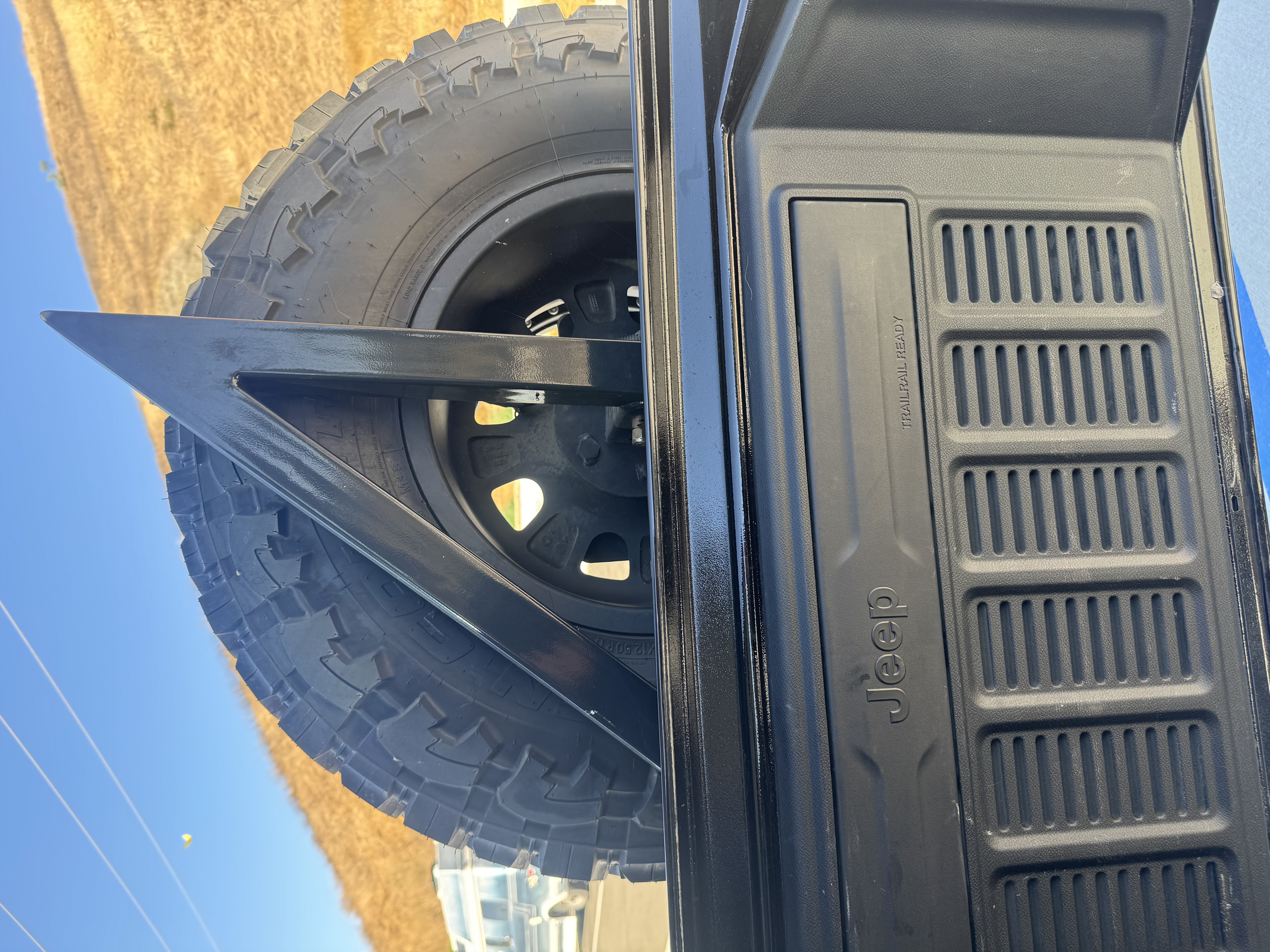 Used 2018 Jeep Wrangler Unlimited Sport S AWD/4WD image 22