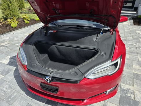 Used 2018 Tesla Model S P100D image 13