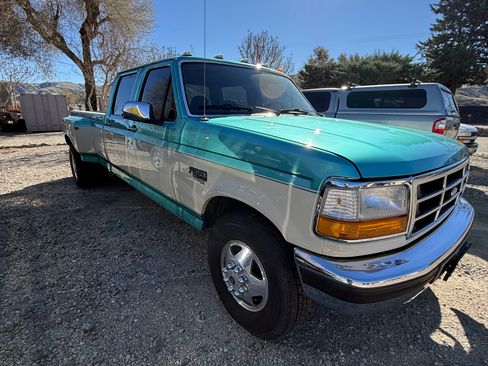 Used 1996 Ford F350 2WD Crew Cab image 2