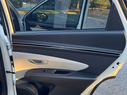 Used 2023 Hyundai Tucson SEL w/ Convenience Package image 11