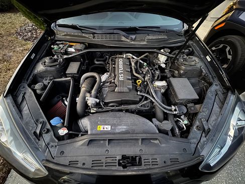 Used 2013 Hyundai Genesis 2.0T image 16