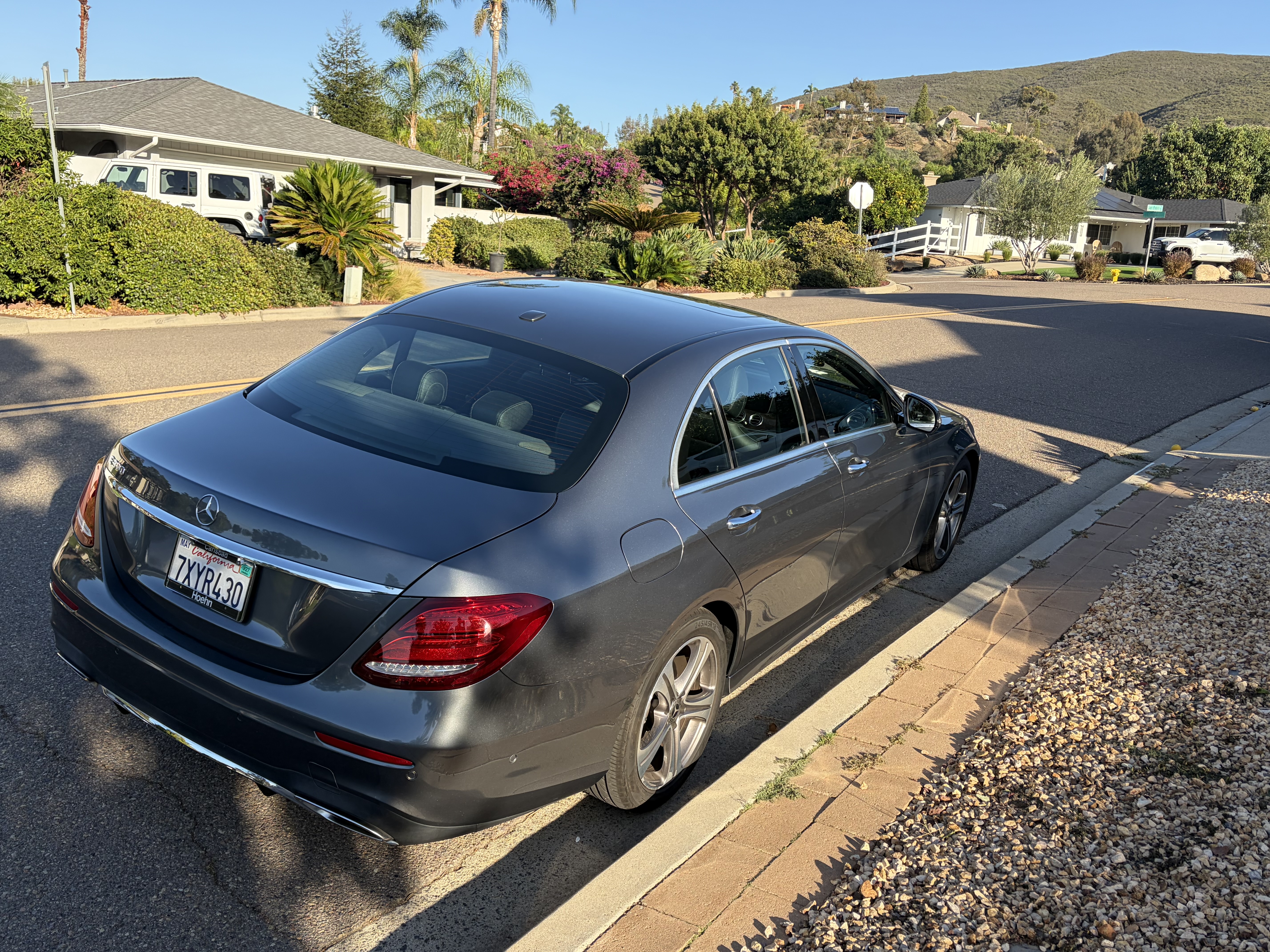 Used 2017 Mercedes-Benz E 300 image 9
