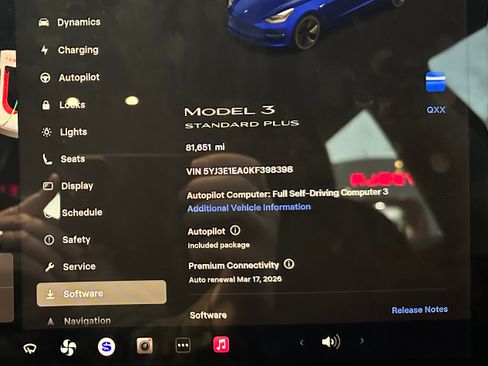 Used 2019 Tesla Model 3 Standard Range Plus image 10