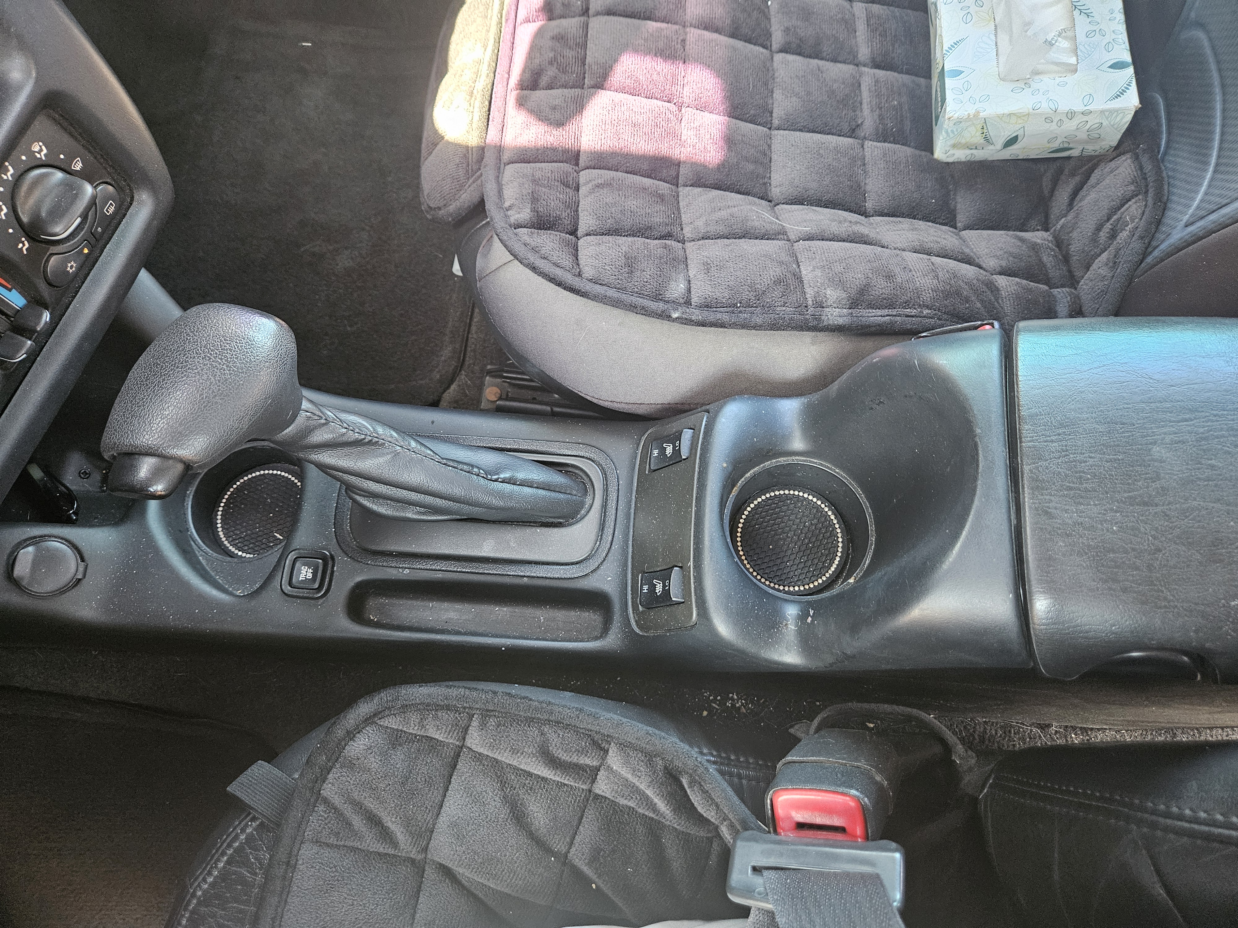 Used 2005 Chevrolet Monte Carlo LT w/ Preferred Equipment Group FWD image 16