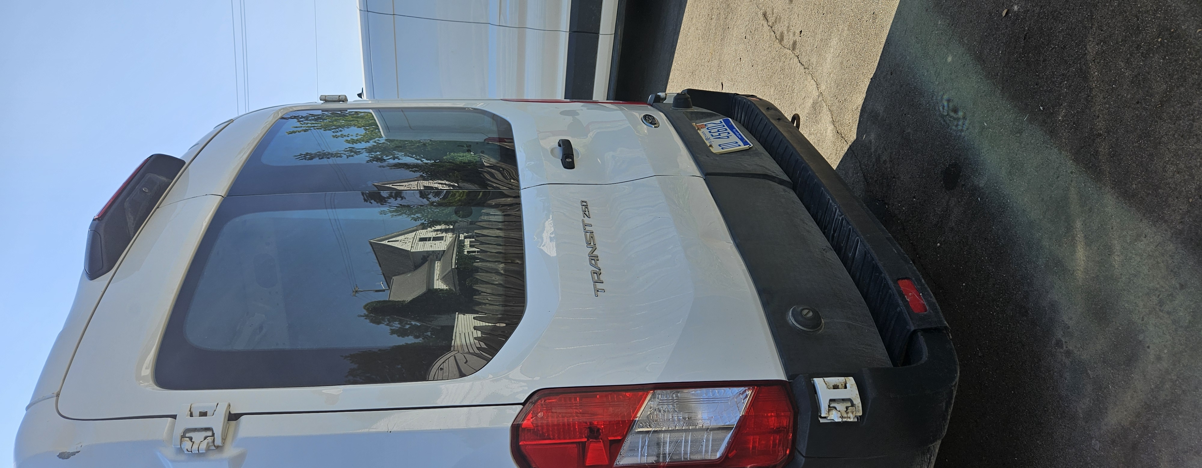 Used 2020 Ford Transit 250 Medium Roof w/ Interior Upgrade Package RWD image 9
