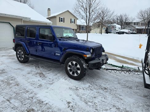 Used 2019 Jeep Wrangler Unlimited Sahara image 31