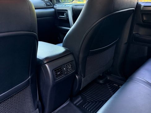 Used 2013 Toyota 4Runner Limited AWD/4WD image 11