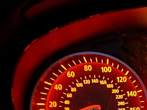 Used 2010 BMW X3 3.0i image 9