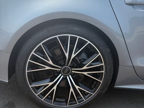 Used 2018 Audi A7 3.0T Premium Plus w/ S Line Sport Package AWD/4WD image 12