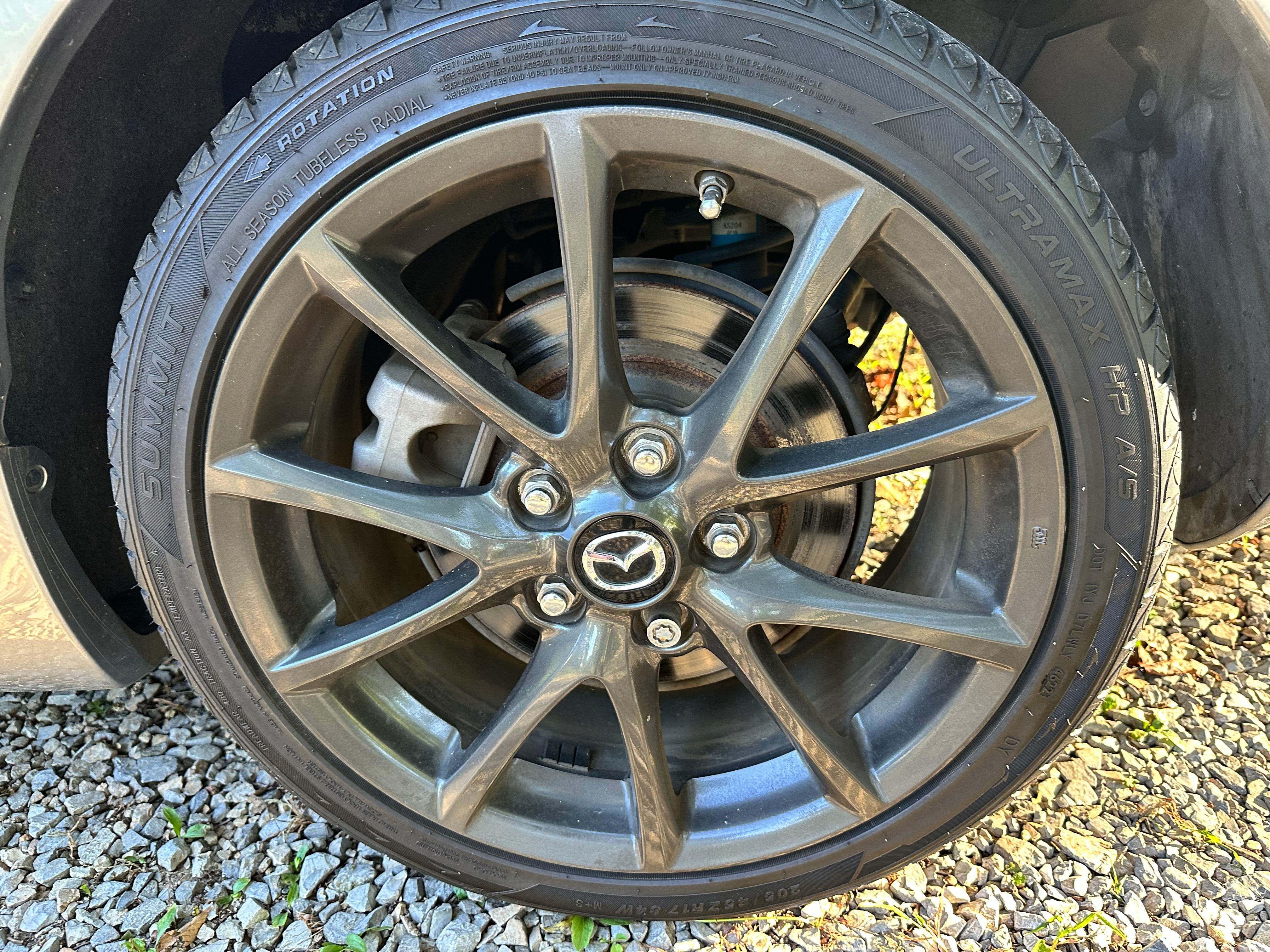 Used 2015 MAZDA MX-5 Miata Club RWD image 25