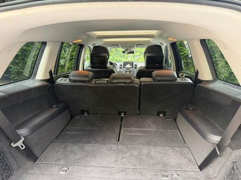 Used 2017 Mercedes-Benz GLS 450 4MATIC image 12