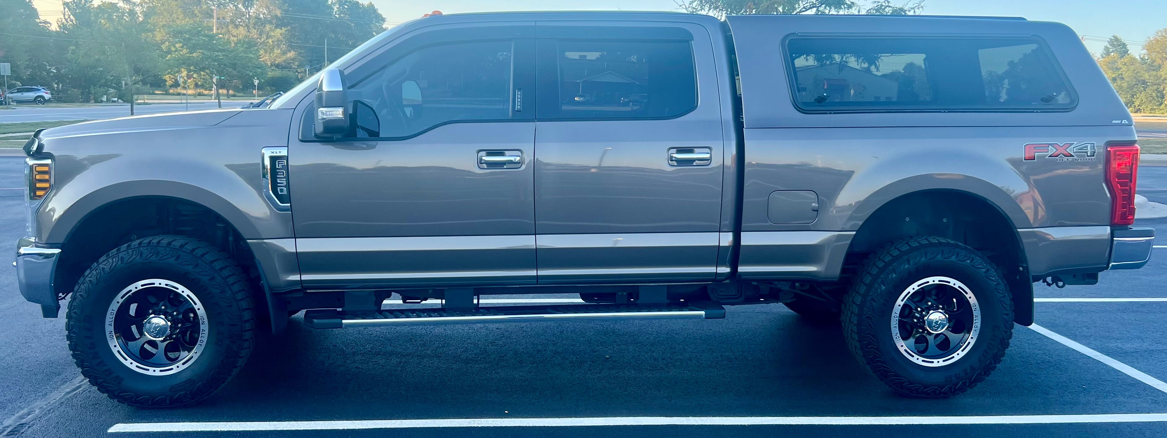Used 2018 Ford F350 XLT AWD/4WD image 8