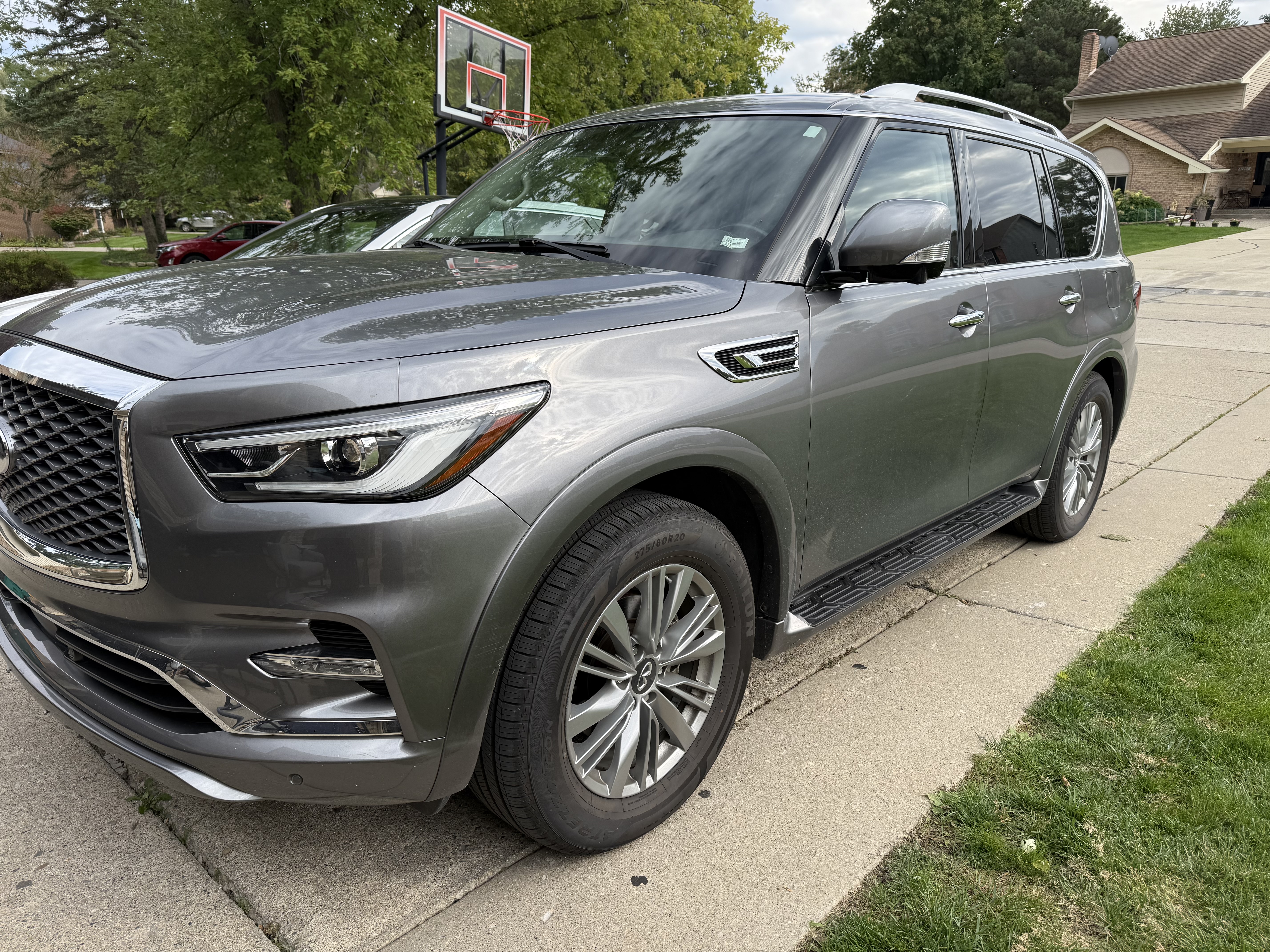 Used 2021 INFINITI QX80 Luxe w/ All-Season Package AWD/4WD image 26