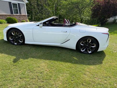 Used 2025 Lexus LC 500 Convertible w/ Touring Package RWD image 2