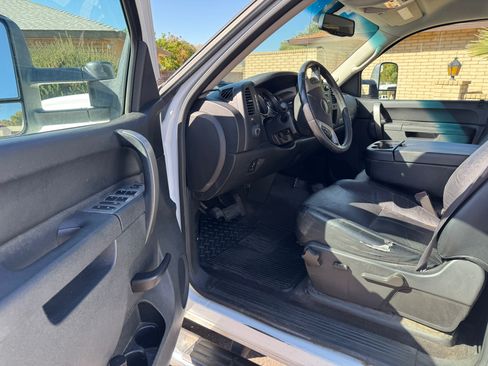 Used 2013 GMC Sierra 3500 SLE w/ HD SLE Premium Package image 16