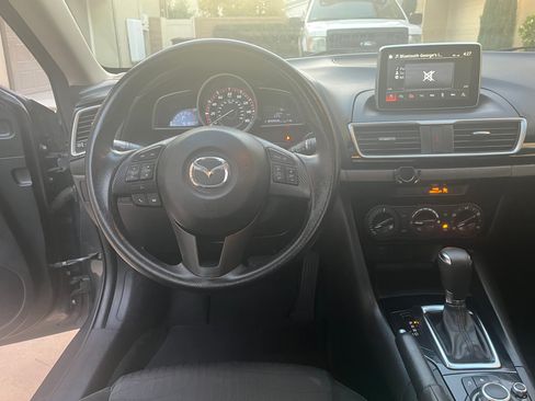 Used 2016 MAZDA MAZDA3 i Sport image 13