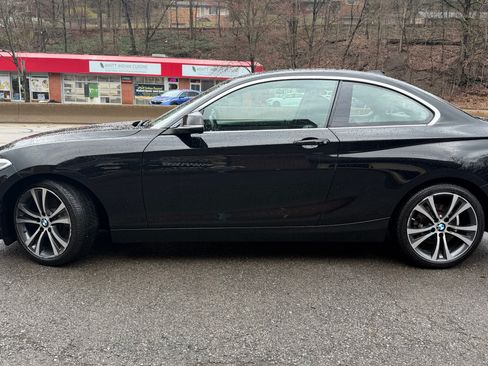 Used 2016 BMW 228i xDrive Coupe AWD/4WD image 8