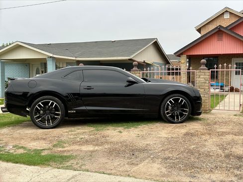 Used 2011 Chevrolet Camaro SS w/ RS Package image 11