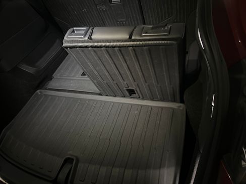 Used 2023 Tesla Model Y Long Range image 12