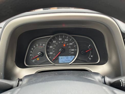 Used 2013 Toyota RAV4 XLE image 16