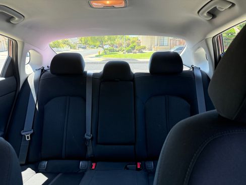 Used 2018 Kia Optima LX FWD image 10