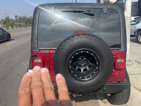 Used 1998 Jeep Wrangler Sport AWD/4WD image 9
