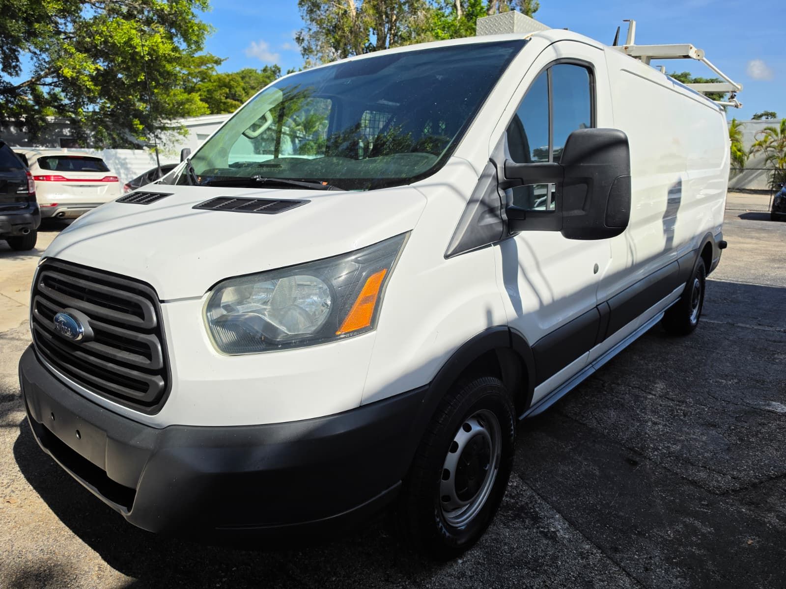 Used 2015 Ford Transit 250 148 Low Roof RWD image 2