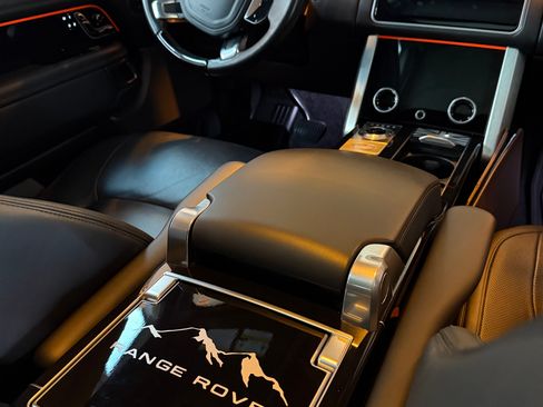 Used 2019 Land Rover Range Rover Long Wheelbase Supercharged image 14