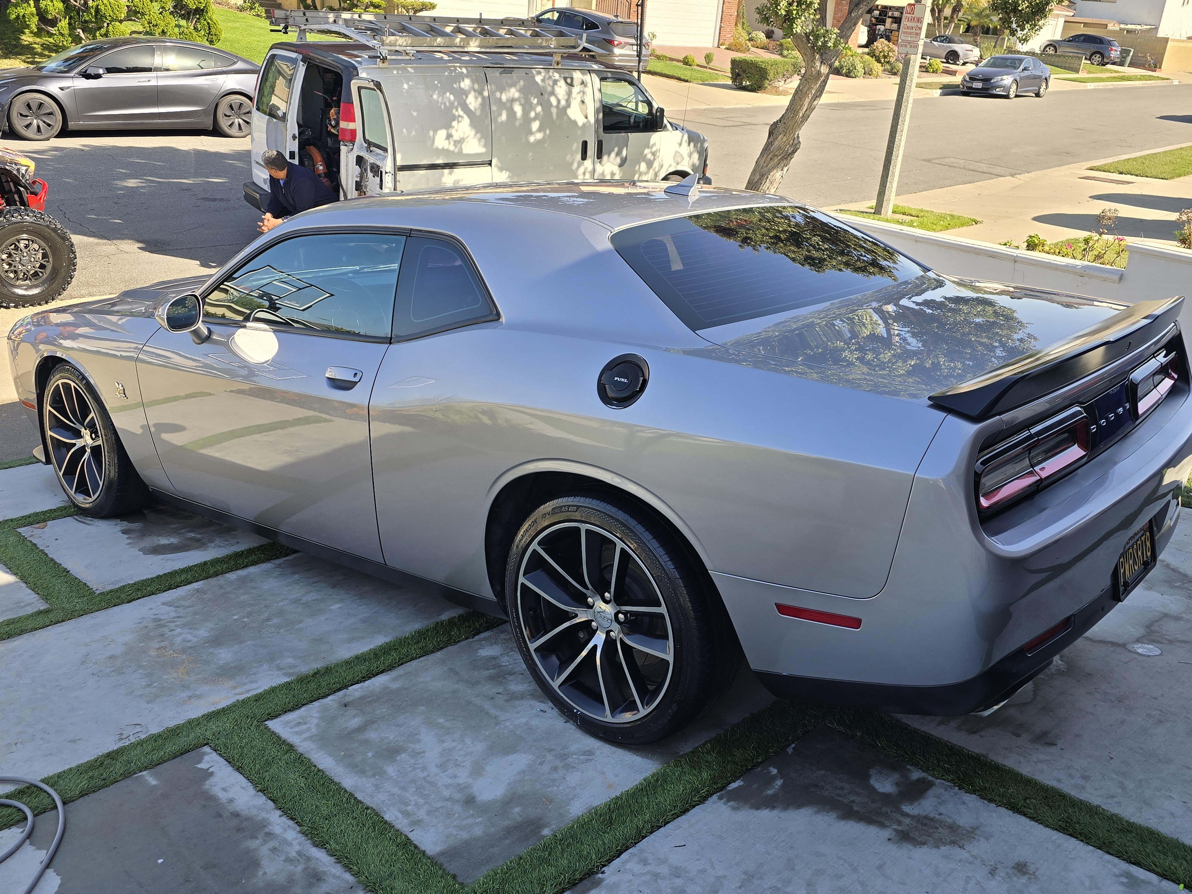 Used 2015 Dodge Challenger R/T Scat Pack RWD image 6